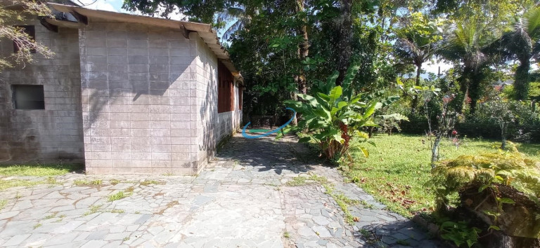 Imagem Casa com 4 Quartos à Venda, 400 m² em Praia Da Lagoinha - Ubatuba