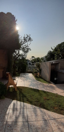 Imagem Sobrado com 5 Quartos à Venda, 216 m² em Pé De Plátano - Santa Maria