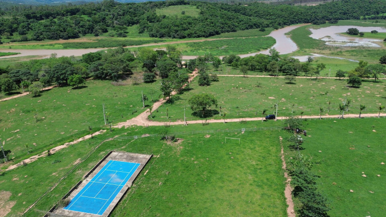 Imagem Terreno à Venda, 1.000 m² em Cláudio Imagem Terreno à Venda, 1.000 m² em Cláudio