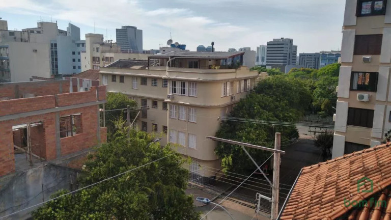 Imagem Casa com 4 Quartos à Venda, 180 m² em Centro Histórico - Porto Alegre