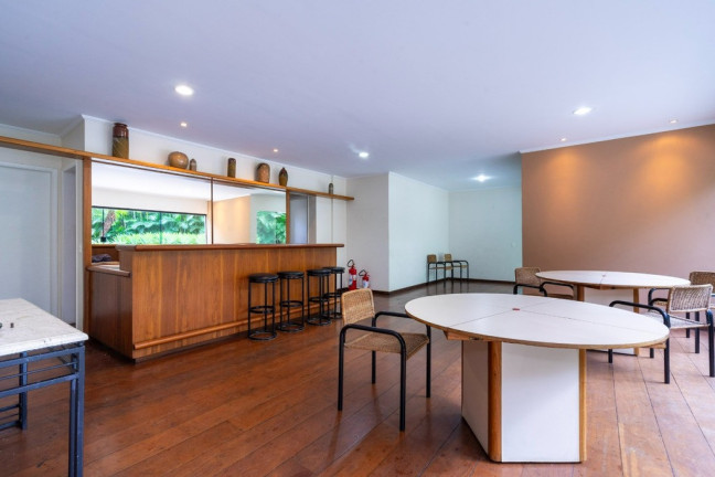 Imagem Imóvel com 3 Quartos à Venda, 185 m² em Vila Suzana - São Paulo Imagem Imóvel com 3 Quartos à Venda, 185 m² em Vila Suzana - São Paulo
