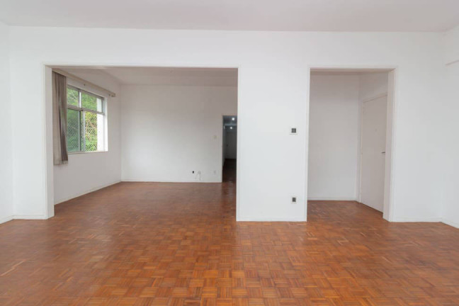 Imagem Apartamento com 3 Quartos à Venda, em Lagoa - Rio De Janeiro Imagem Apartamento com 3 Quartos à Venda, em Lagoa - Rio De Janeiro