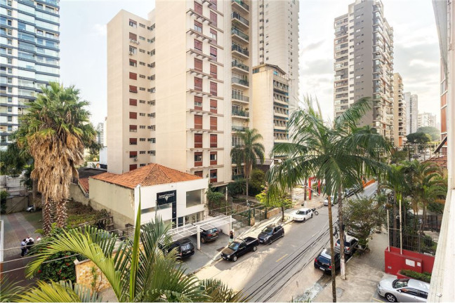 Imagem Imóvel com 2 Quartos à Venda, em Pinheiros - São Paulo Imagem Imóvel com 2 Quartos à Venda, em Pinheiros - São Paulo