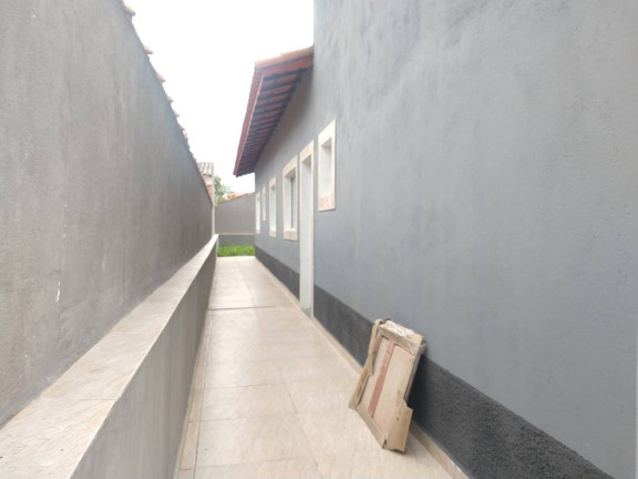 Imagem Casa com 2 Quartos à Venda, 60 m² em Itanhaém