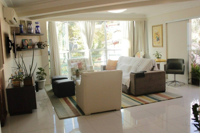 Apartamento com 3 Quartos à Venda, 177 m² em Pantanal - Florianópolis