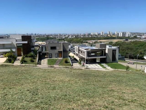 Terreno em Condomínio à Venda, 900 m² em Urbanova - São José Dos Campos