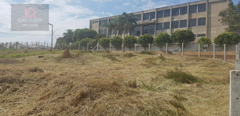 Imagem Terreno à Venda, em Vila Cordenonsi - Americana Imagem Terreno à Venda, em Vila Cordenonsi - Americana