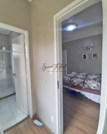 Imagem Casa com 4 Quartos à Venda, em Centro - Campos Dos Goytacazes Imagem Casa com 4 Quartos à Venda, em Centro - Campos Dos Goytacazes