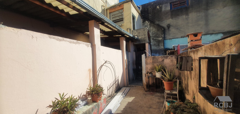 Imagem Sobrado com 9 Quartos à Venda,  em Riacho Das Pedras - Contagem