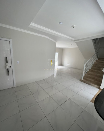 Imagem Sobrado com 3 Quartos à Venda, 138 m² em Piçarras - Guaratuba
