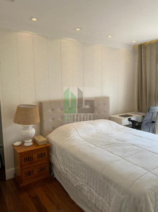 Imagem Apartamento com 3 Quartos à Venda, 141 m² em Aclimação - São Paulo Imagem Apartamento com 3 Quartos à Venda, 141 m² em Aclimação - São Paulo