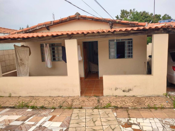 Casa com 2 Quartos à Venda, 300 m² em Vossoroca - Votorantim