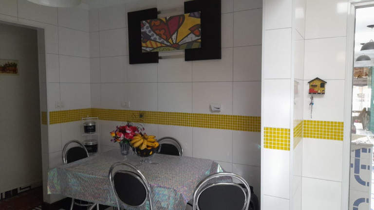 Imagem Casa com 3 Quartos à Venda, 260 m² em Parque Califórnia - Jacareí Imagem Casa com 3 Quartos à Venda, 260 m² em Parque Califórnia - Jacareí