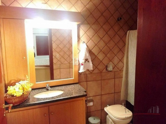 Imagem Apartamento com 4 Quartos à Venda, 135 m² em Centro - Florianópolis Imagem Apartamento com 4 Quartos à Venda, 135 m² em Centro - Florianópolis