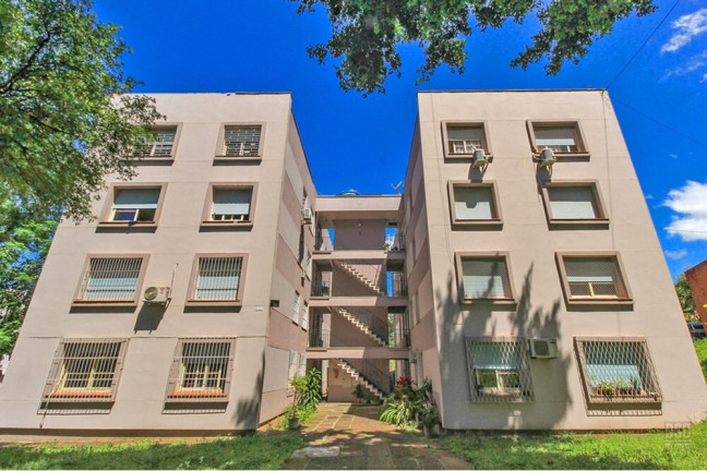 Imagem Imóvel com 3 Quartos à Venda, 82 m² em Teresópolis - Porto Alegre