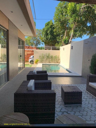 Imagem Casa com 4 Quartos à Venda, 300 m² em Recreio Ipitanga - Lauro De Freitas Imagem Casa com 4 Quartos à Venda, 300 m² em Recreio Ipitanga - Lauro De Freitas