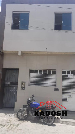 Casa com 2 Quartos à Venda, 60 m² em Calumbi - Feira De Santana