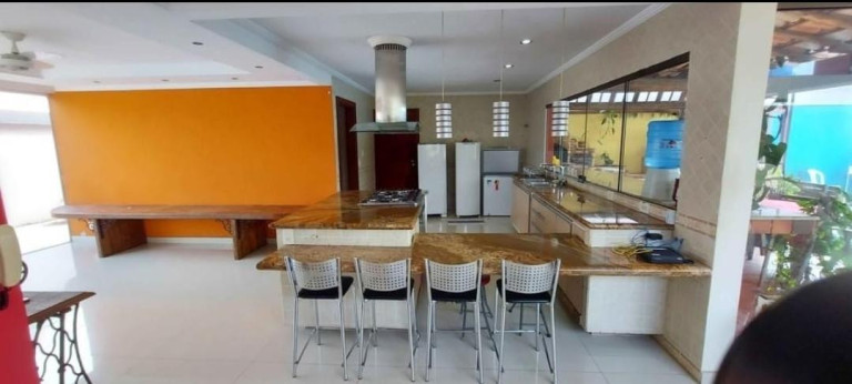 Imagem Casa com 4 Quartos para Temporada, 160 m² em Foguete - Cabo Frio