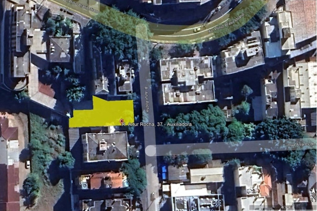 Imagem Terreno à Venda, 377 m² em Auxiliadora - Porto Alegre Imagem Terreno à Venda, 377 m² em Auxiliadora - Porto Alegre