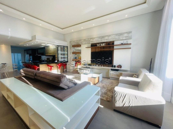 Imagem Casa com 3 Quartos à Venda, 200 m² em Centro - Xangri-lá
