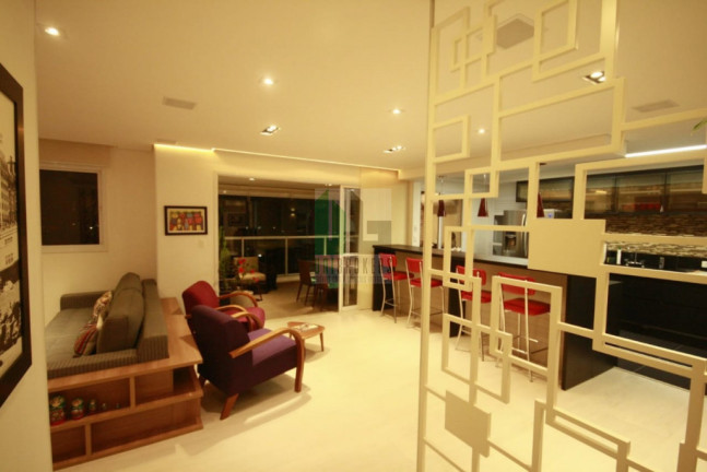 Imagem Apartamento com 3 Quartos à Venda, 134 m² em Aclimação - São Paulo Imagem Apartamento com 3 Quartos à Venda, 134 m² em Aclimação - São Paulo