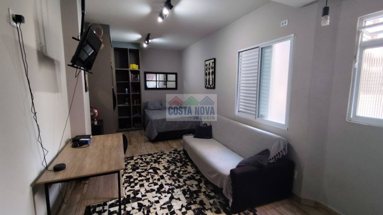 Apartamento à Venda, 36 m² em Centro - São Vicente