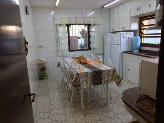 Sobrado com 4 Quartos à Venda, 225 m² em Vila Nova Bonsucesso - Guarulhos