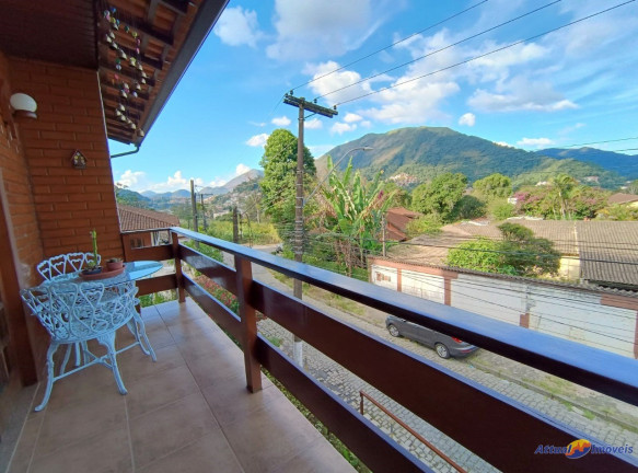 Imagem Casa com 3 Quartos à Venda, 106 m² em Granja Guarani - Teresópolis Imagem Casa com 3 Quartos à Venda, 106 m² em Granja Guarani - Teresópolis
