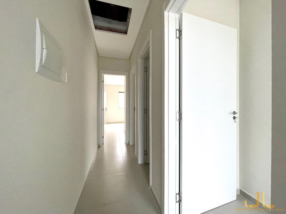 Imagem Casa com 2 Quartos à Venda, 78 m²