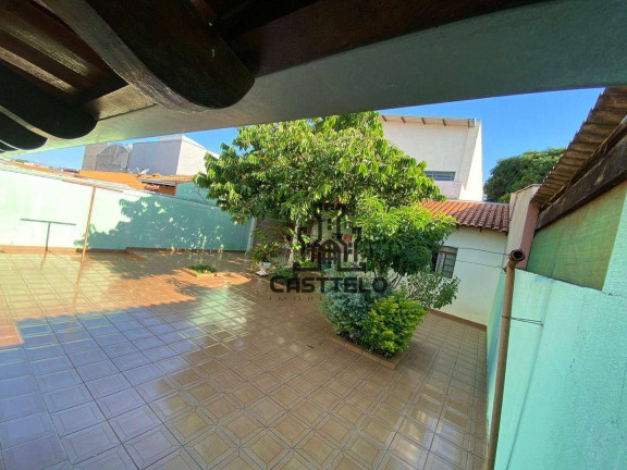 Casa com 3 Quartos à Venda, 150 m² em Parque Residencial João Piza - Londrina