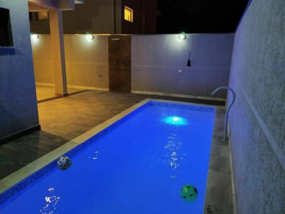 Imagem Casa com 3 Quartos à Venda, 300 m² em Bairro Do Grama - Caçapava Imagem Casa com 3 Quartos à Venda, 300 m² em Bairro Do Grama - Caçapava