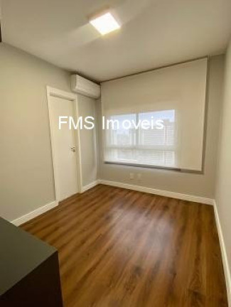 Imagem Imóvel com 3 Quartos à Venda, 160 m² em Vila Dom Pedro I - São Paulo Imagem Imóvel com 3 Quartos à Venda, 160 m² em Vila Dom Pedro I - São Paulo