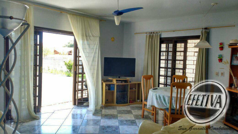 Imagem Casa com 2 Quartos à Venda, 144 m² em Centro - Guaratuba