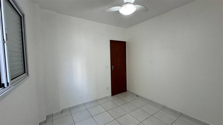 Imagem Apartamento com 2 Quartos à Venda, 76 m² em Guilhermina - Praia Grande