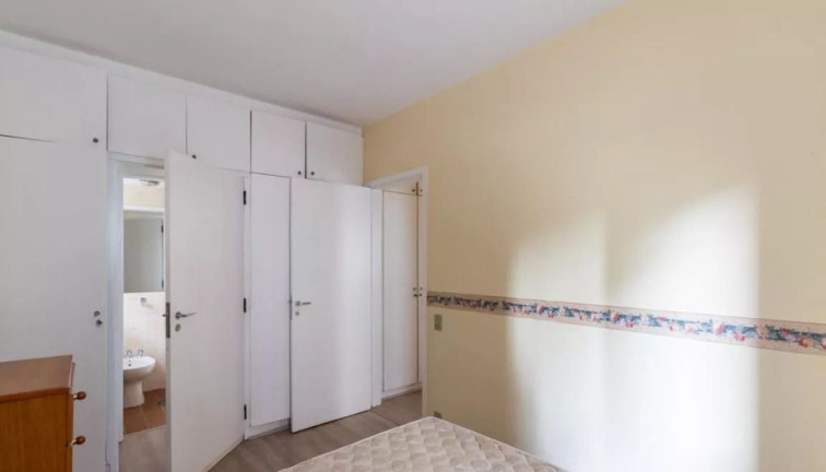 Imagem Apartamento com 2 Quartos à Venda, 62 m² em Moema - São Paulo