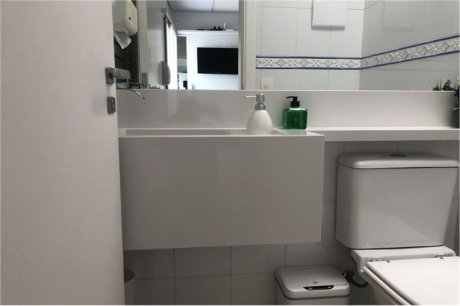 Imagem Casa com 3 Quartos à Venda, 150 m² em Vila Canero - São Paulo