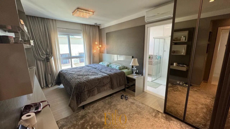 Imagem Apartamento com 4 Quartos à Venda, 185 m² em Meia Praia - Itapema