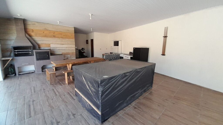 Imagem Casa com 3 Quartos à Venda, 183 m² em Morro Dos Conventos - Araranguá