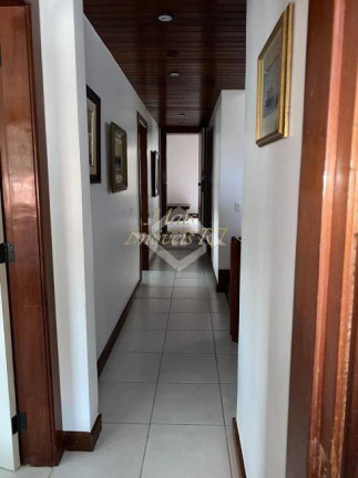 Imagem Casa com 5 Quartos à Venda, 720 m² em Piratininga - Niterói