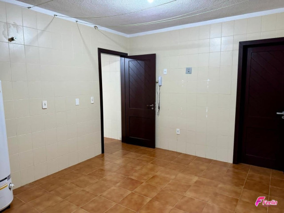 Imagem Casa com 4 Quartos à Venda, 340 m² em Cacupé - Florianópolis Imagem Casa com 4 Quartos à Venda, 340 m² em Cacupé - Florianópolis