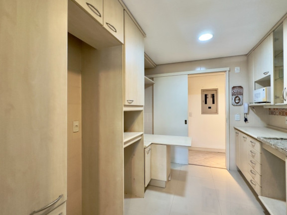 Imagem Apartamento com 3 Quartos à Venda, 78 m² em Menino Deus - Porto Alegre Imagem Apartamento com 3 Quartos à Venda, 78 m² em Menino Deus - Porto Alegre