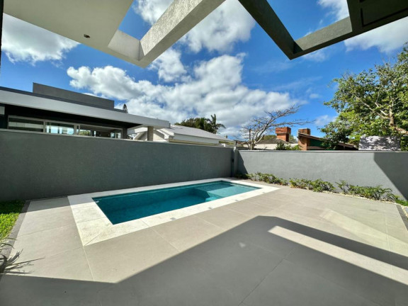 Imagem Casa com 4 Quartos à Venda, 235 m² em Atlantida - Capao Da Canoa