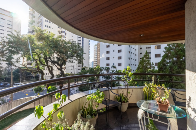 Imagem Apartamento com 3 Quartos à Venda, 280 m² em Higienópolis - São Paulo Imagem Apartamento com 3 Quartos à Venda, 280 m² em Higienópolis - São Paulo