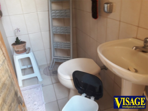 Imagem Casa com 3 Quartos à Venda, 250 m² em Jd. Do Vale - Jacareí Imagem Casa com 3 Quartos à Venda, 250 m² em Jd. Do Vale - Jacareí