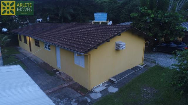 Imagem Casa com 1 Quarto para Alugar ou Temporada, 30 m² em Centro - Porto Belo Imagem Casa com 1 Quarto para Alugar ou Temporada, 30 m² em Centro - Porto Belo