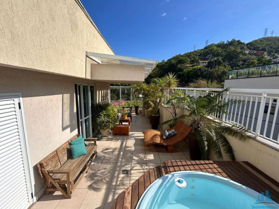 Imagem Cobertura com 3 Quartos à Venda, 210 m² em Santa Rosa - Niterói Imagem Cobertura com 3 Quartos à Venda, 210 m² em Santa Rosa - Niterói