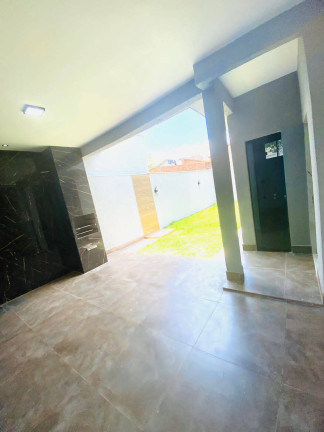 Imagem Casa com 3 Quartos à Venda, 253 m² em Residencial Santa Fé I - Goiânia