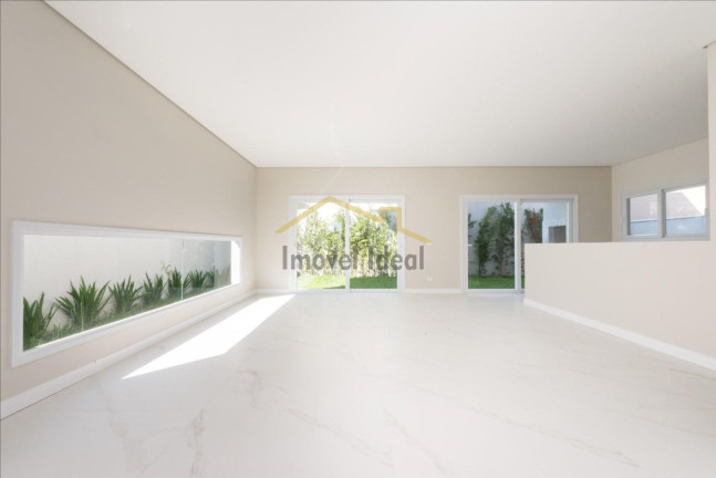 Imagem Casa com 4 Quartos à Venda, 318 m² em São Braz - Curitiba Imagem Casa com 4 Quartos à Venda, 318 m² em São Braz - Curitiba