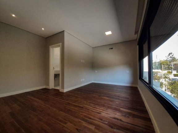 Imagem Casa com 3 Quartos à Venda, 330 m² em Alphaville 3 - Santana De Parnaíba Imagem Casa com 3 Quartos à Venda, 330 m² em Alphaville 3 - Santana De Parnaíba