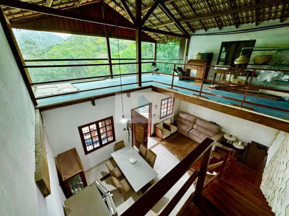 Imagem Casa com 3 Quartos à Venda, 1.200 m² em Camorim - Rio De Janeiro